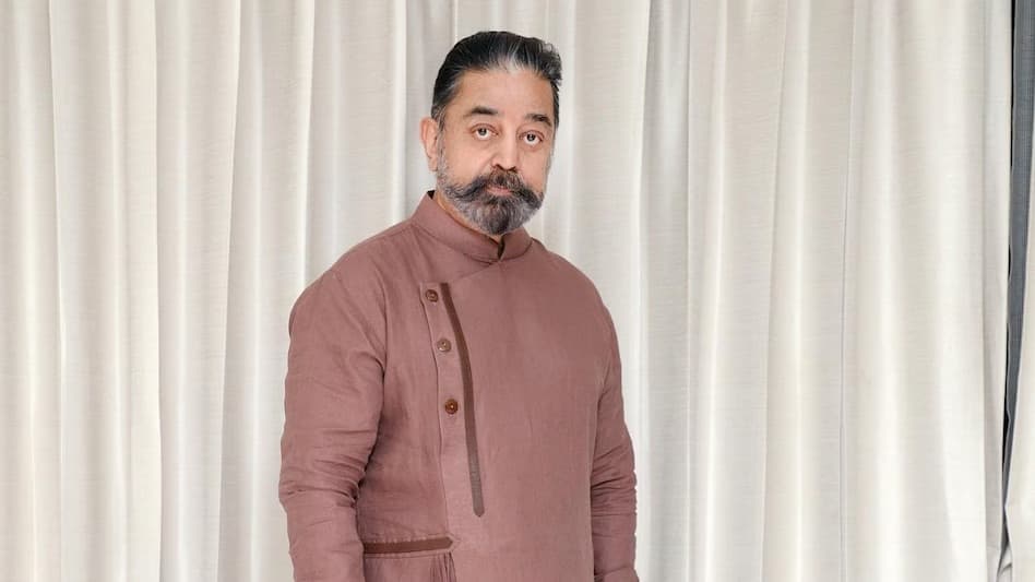 తమిళనాడు రాజకీయ సంక్షోభంపై కమల్‌హాసన్ సంచలన ట్వీట్..!