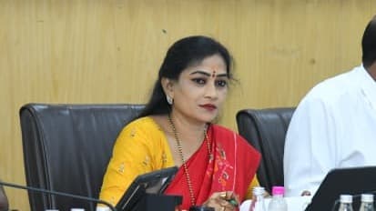 సింగపూర్ స్టడీ టూర్.. షాపింగ్ కూడా చేయలేదు: అనిత