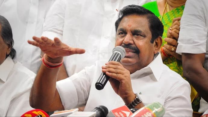 తమిళ రాజకీయాల్లో కీలక మార్పులు.. ఎన్డీఏ వీడే దిశగా AIADMK?