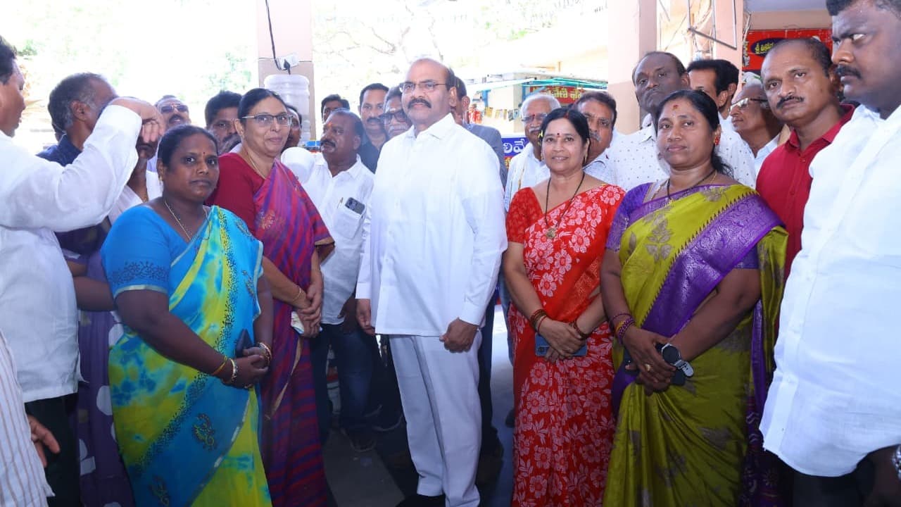 అభివృద్ధికి కీలకమైంది.. మెరుగైన రవాణా వ్యవస్థే : ప్రత్తిపాటి