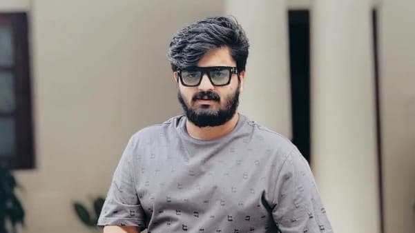 బండి సంజయ్ కుమారుడిపై పోక్సో కేసు