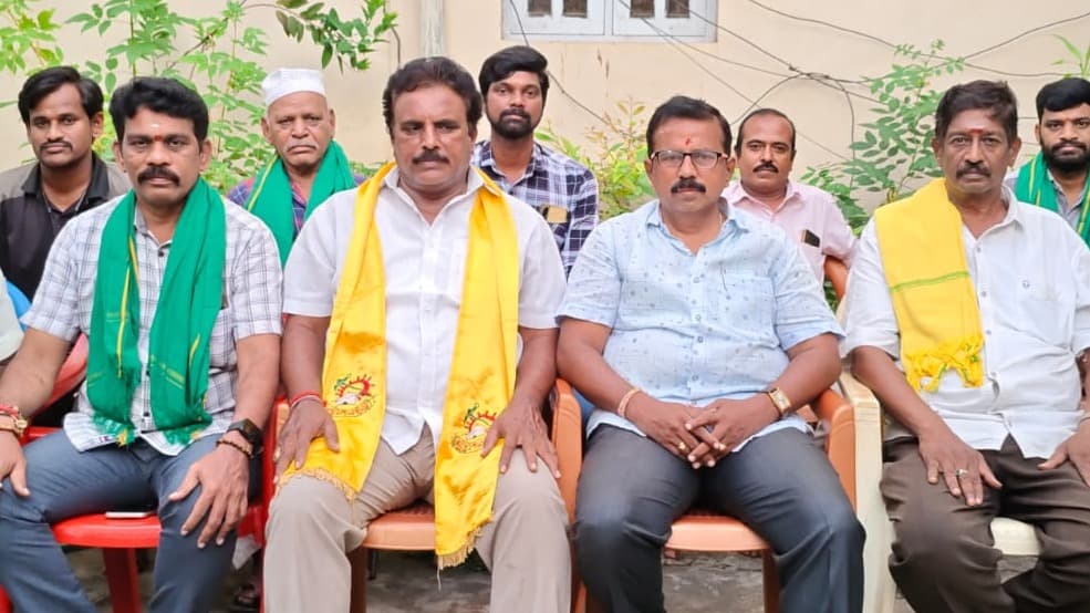 ప్రజల ఆకాంక్షలను నెరవేర్చుతున్న చంద్రబాబు