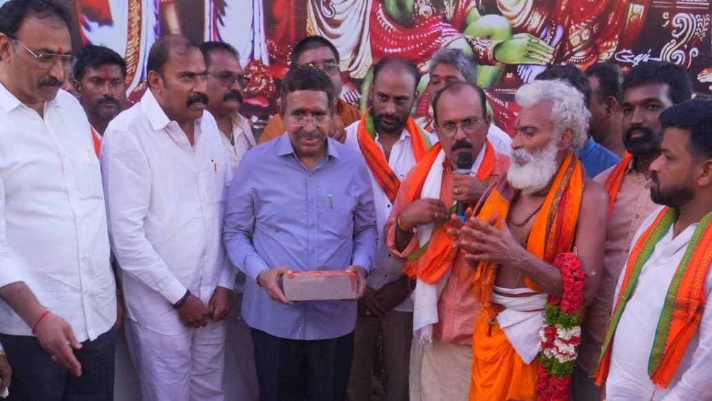 నూతన రామాలయ నిర్మాణానికి రూ.10 లక్షల విరాళం ప్రకటించిన మంత్రి నారాయణ