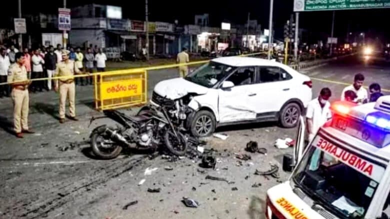 మహబూబ్ నగర్ రోడ్డు ప్రమాదం ఐదుగురు మృతి