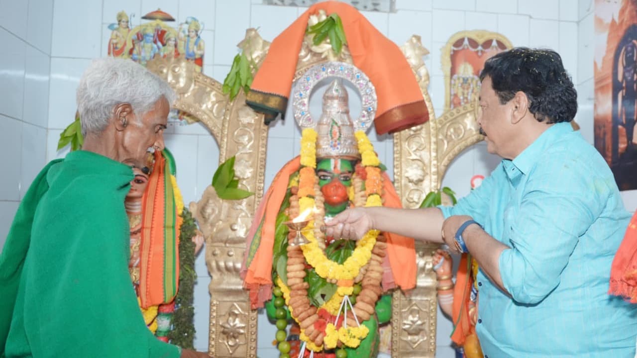 హనుమాన్ జయంతి వేడుకల్లో పాల్గొన్న మంత్రి కందుల దుర్గేష్
