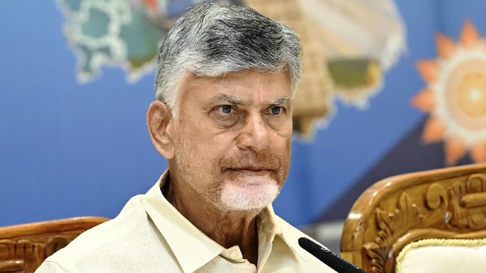 రఘుపతికి సీఎం చంద్రబాబు నివాళి