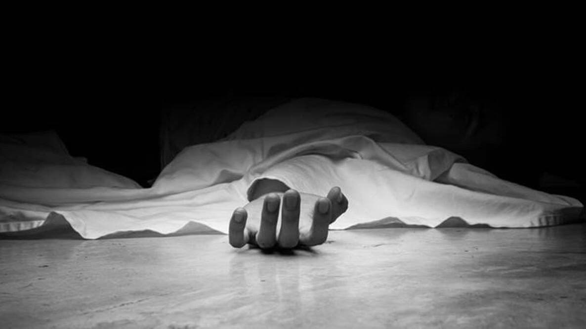 పెళ్లింట విషాదం.. కొత్త జంట రోడ్డు ప్రమాదం