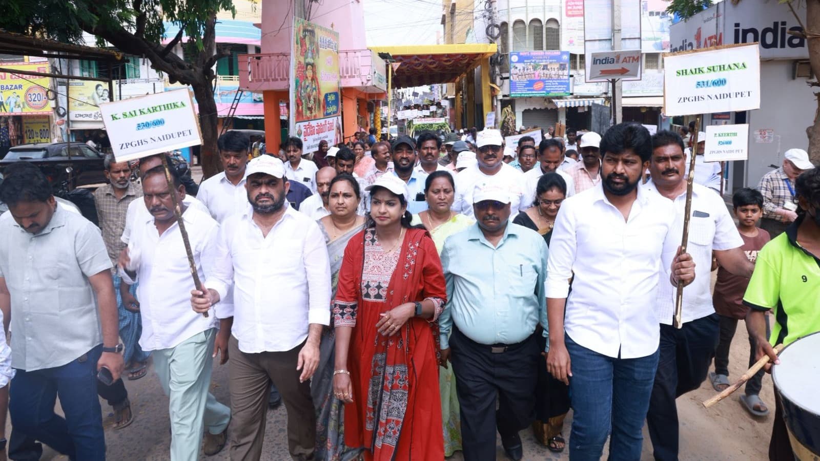 ఘనంగా ‘బడి పిలుస్తోంది’ ర్యాలీ నిర్వహించిన ఎమ్మెల్యే నెలవల విజయశ్రీ