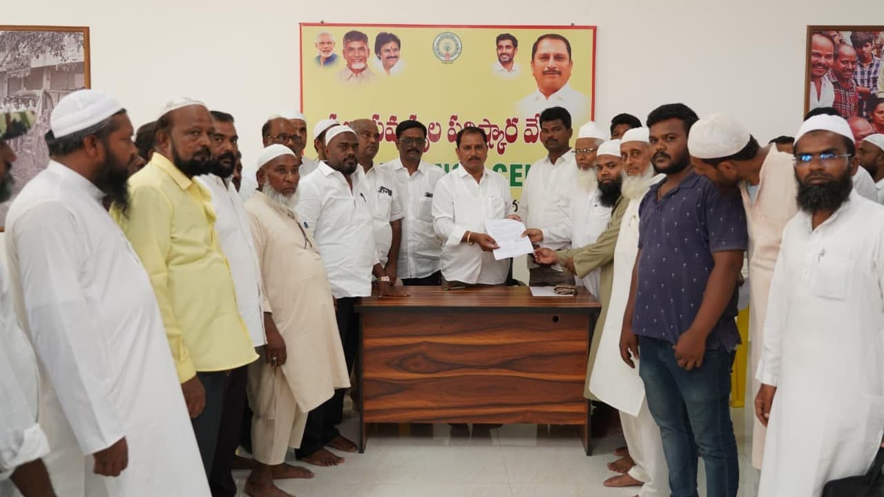 3నెలల్లో లబ్ధిదారులు టిడ్కో ఇళ్లు ఇవ్వబోతున్నాం : ఎమ్మెల్యే దగ్గుపాటి
