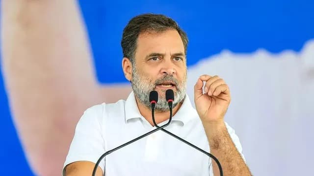 నీట్ పేపర్ లీక్‌పై మోదీ ఒక్క మాట కూడా మాట్లాడటం లేదు : రాహుల్‌గాంధీ