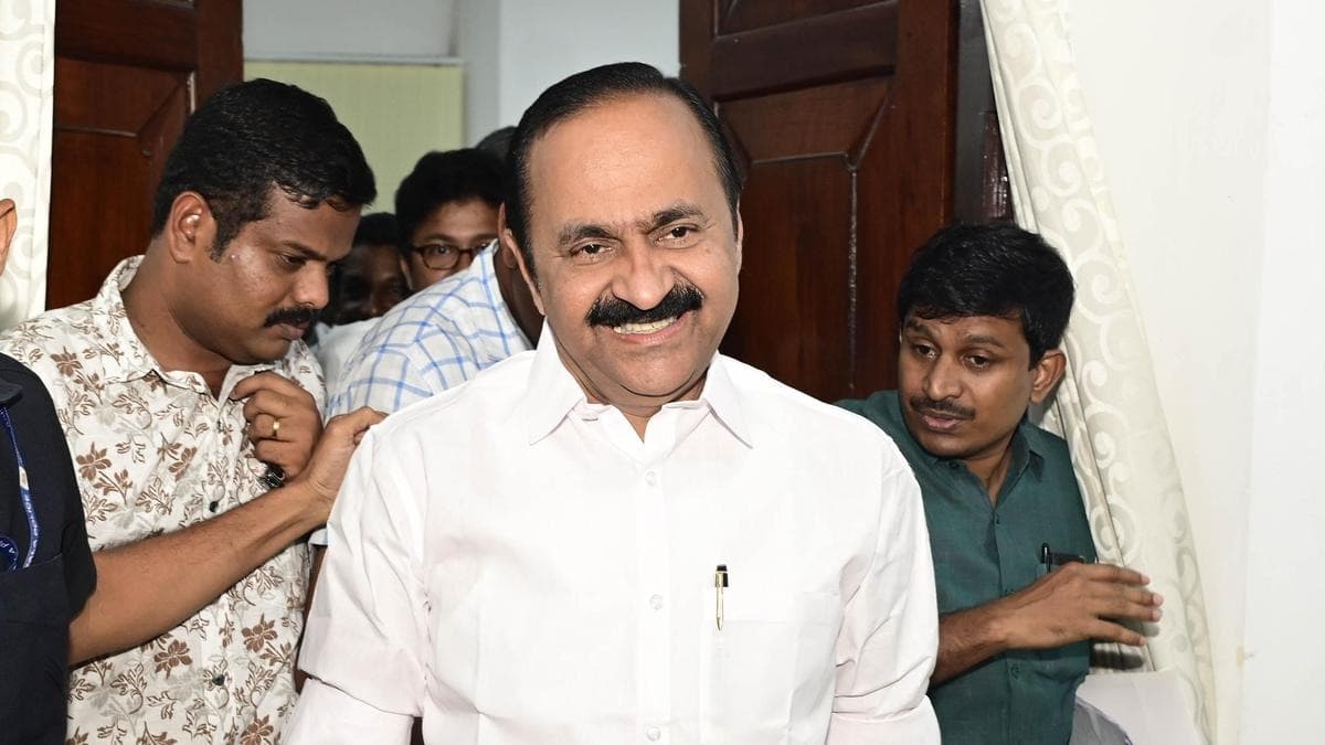 కేరళ ముఖ్యమంత్రిగా రేపు వి డి సతీశన్ ప్రమాణస్వీకారం