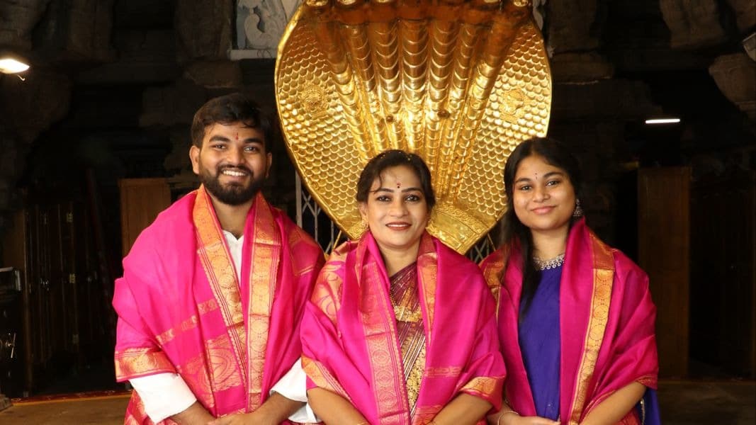 తిరుమలలో హోంమంత్రి అనిత దర్శనం