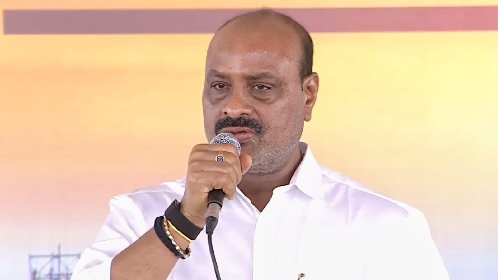 మత్స్యకారుల సంక్షేమంపై వైసీపీ విషప్రచారం: అచ్చెన్నాయుడు