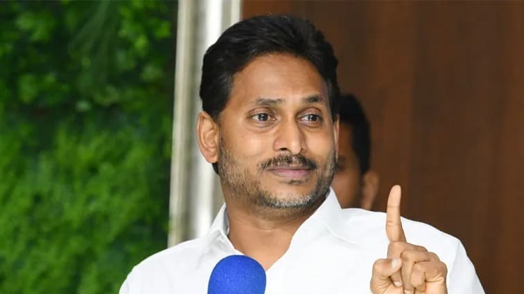 వైసీపీ ముఖ్య నేతలతో సమావేశంకానున్న వైఎస్ జగన్