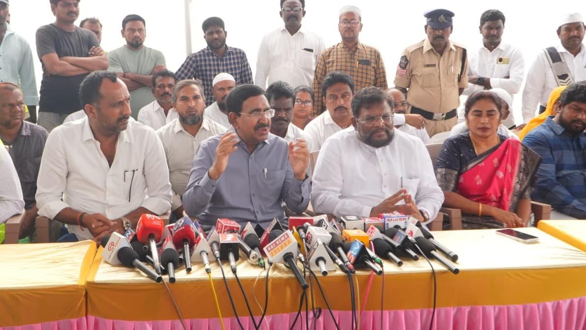 ప్రతిపక్షానివి పసలేని ఆరోపణలు : మంత్రి నారాయణ