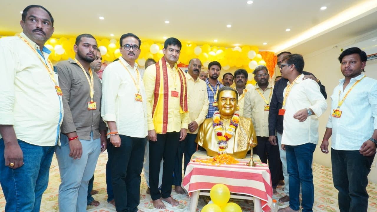 మహానాడు వేదికగా మహిళా శక్తిని హైలైట్ చేసిన మంత్రి కొండపల్లి శ్రీనివాస్
