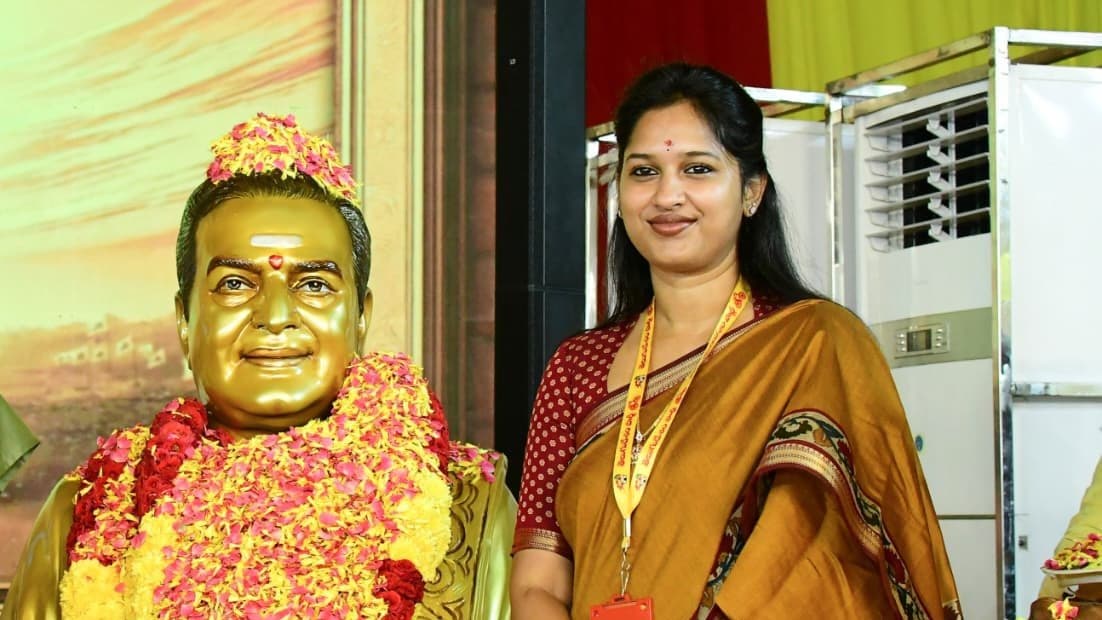 మహిళా సాధికారతకు టీడీపీనే ఆదర్శం : బండారు శ్రావణి