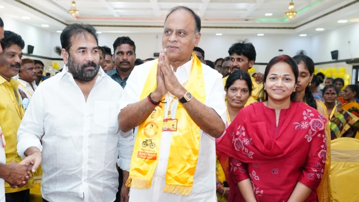 మహానాడులో ఎంపీ వేమిరెడ్డి, ఎమ్మెల్యే కోటంరెడ్డి పాల్గొన్నారు