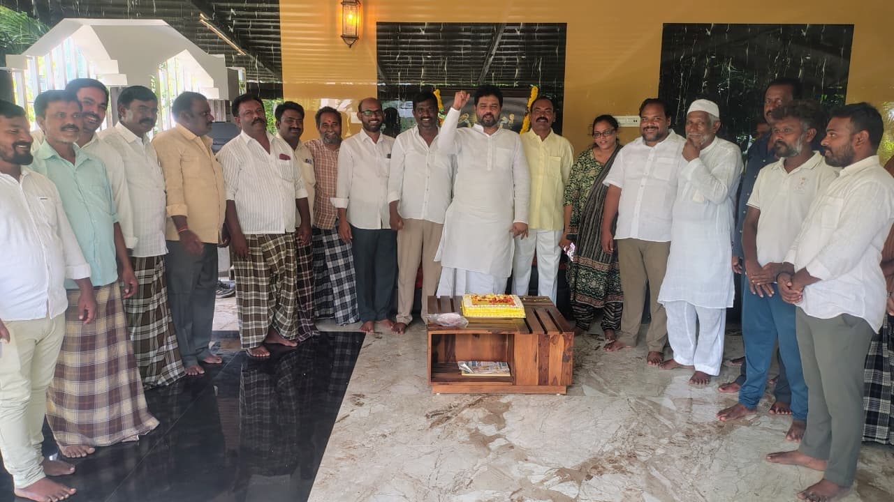 మేడా విజయ శేఖర్ రెడ్డి ఆధ్వర్యంలో ఘనంగా ఎన్టీఆర్ 103వ జయంతి వేడుకలు