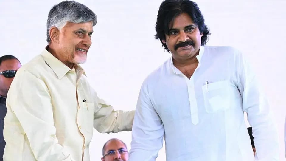 తెలుగు రాష్ట్రాల ఐక్యతే అభివృద్ధి మార్గం : పవన్ కల్యాణ్‌ను సమర్థించిన సీఎం చంద్రబాబు