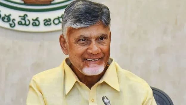యోగా ద్వారా ఆరోగ్యాంధ్ర సాధన లక్ష్యం : సీఎం చంద్రబాబు