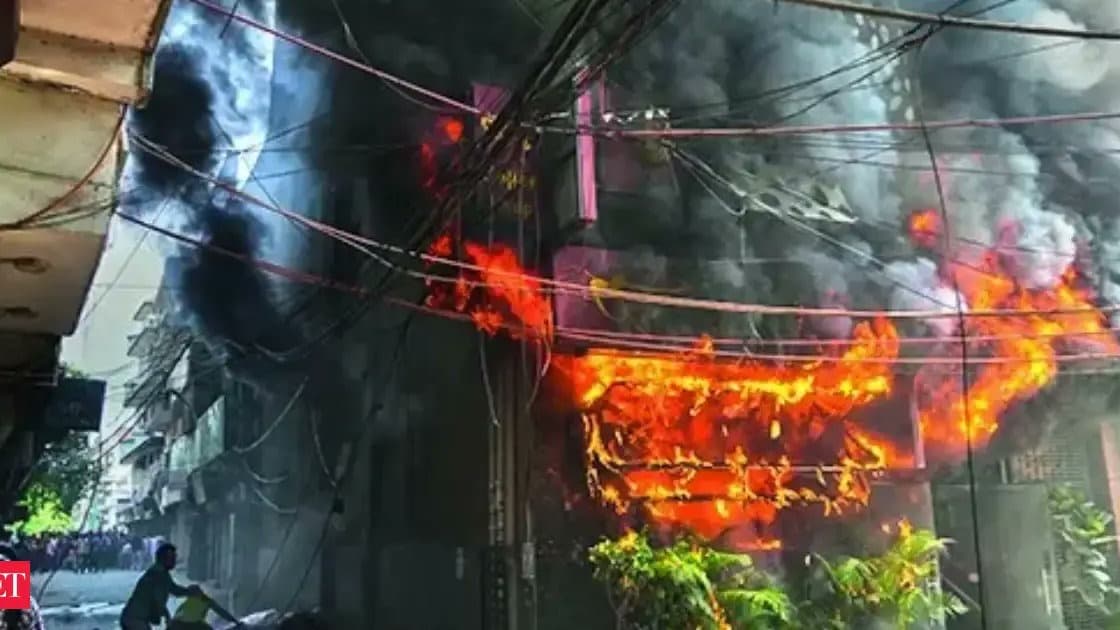 బీహార్‌లో హాస్పిటల్ అగ్నిప్రమాదం కలకలం