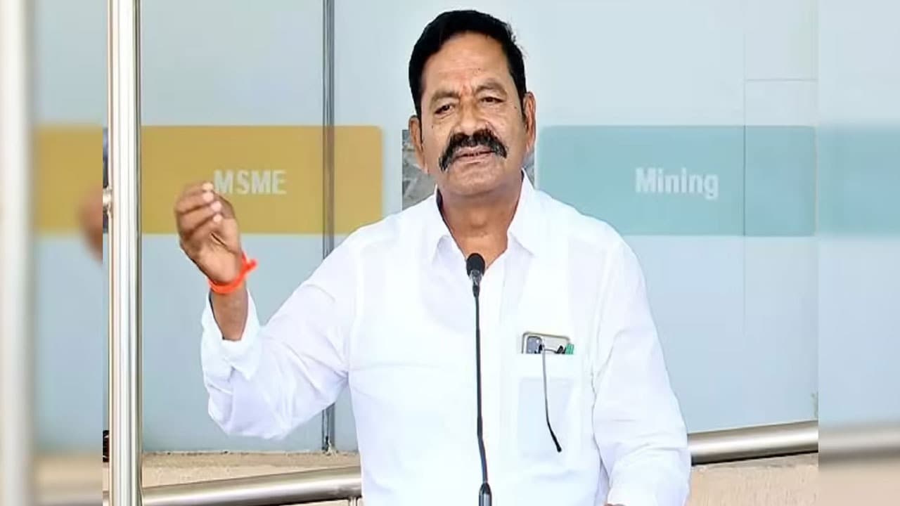 భూ కబ్జా కేసులో బొల్లా బ్రహ్మనాయుడు అరెస్టు