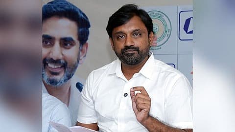 రాజమండ్రిలో చైన్ స్నాచింగ్ వెనుక వైసీపీ నేతలేనా?