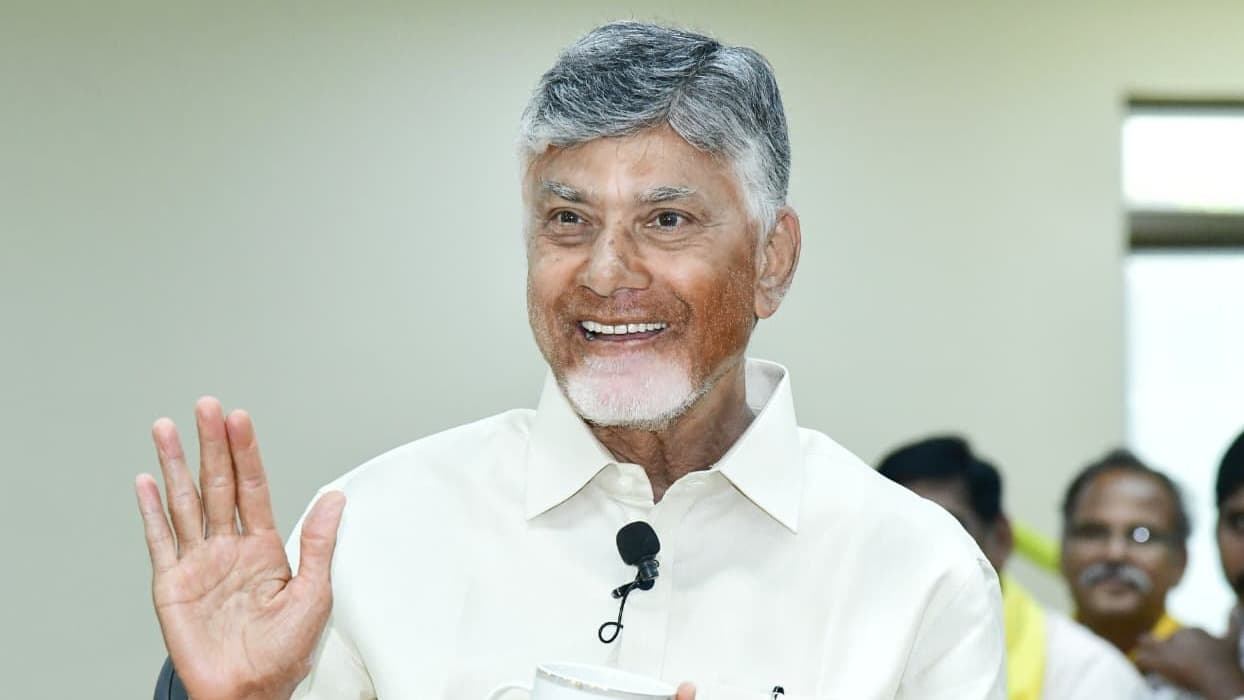 మంగళగిరిలో టీడీపీ క్లస్టర్ ఇంచార్జ్‌లతో సీఎం చంద్రబాబు ‘కాఫీ కబుర్లు’ సమావేశం