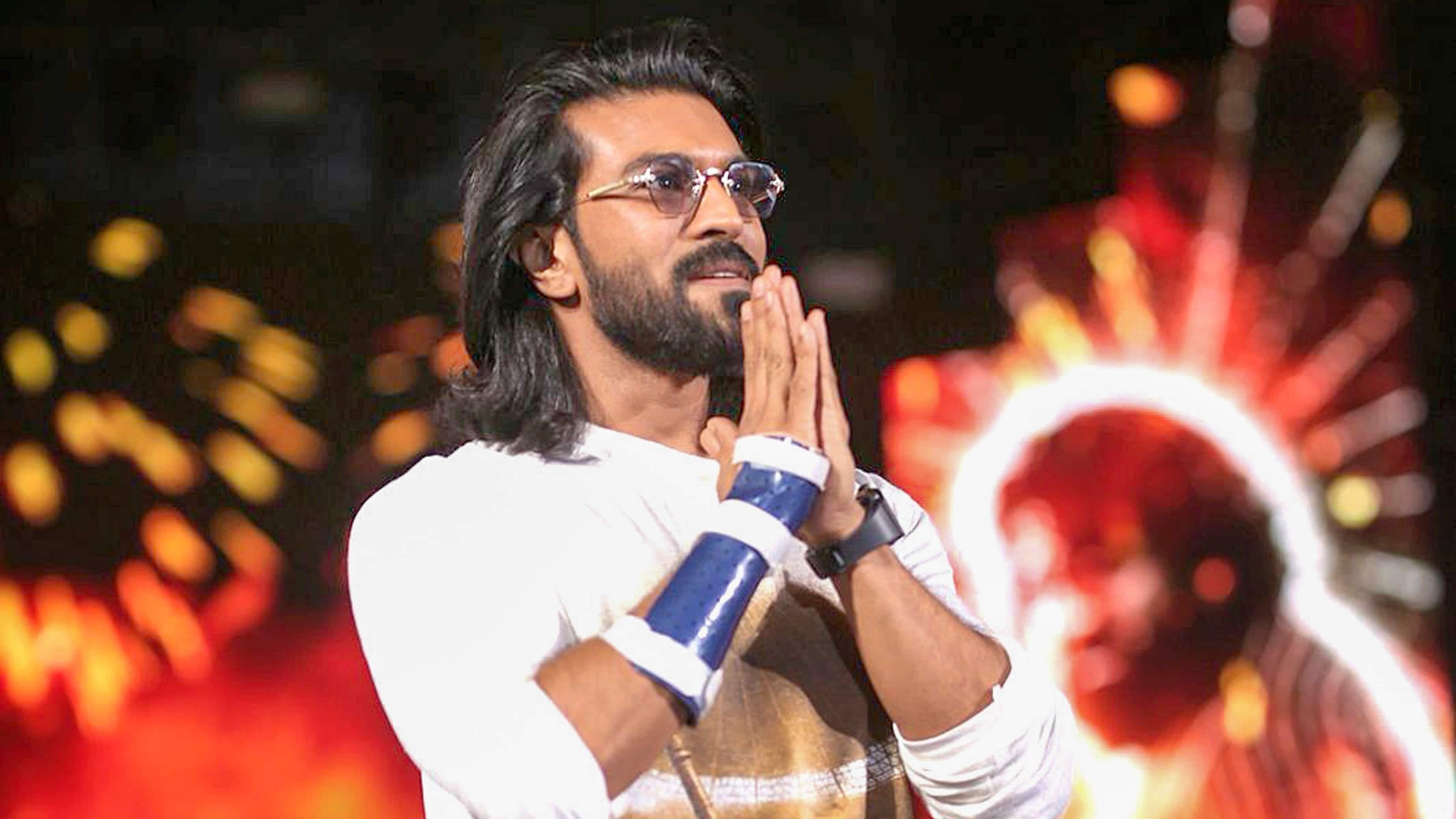 భాష ఆధారంగా సినిమాలను విడగొట్టొద్దు : రామ్ చరణ్