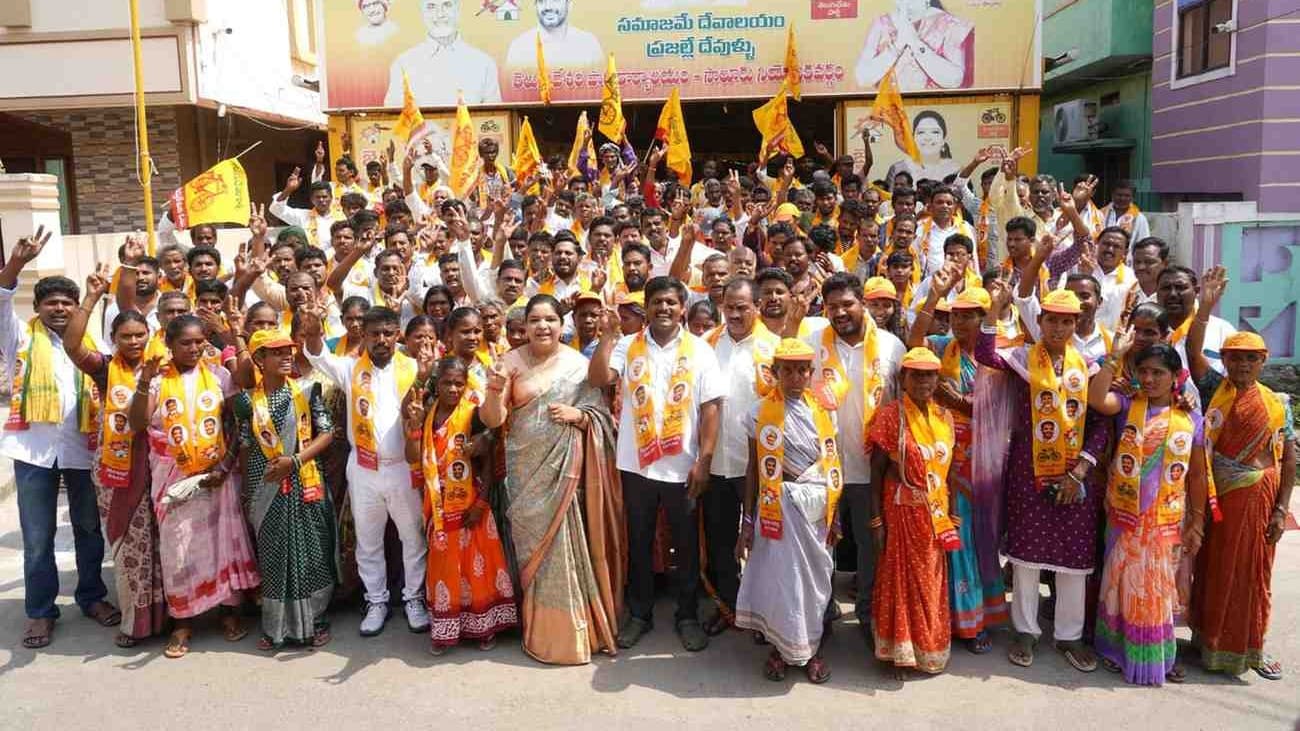 కేసలిలో 300 గిరిజన కుటుంబాలు టీడీపీలో చేరిక