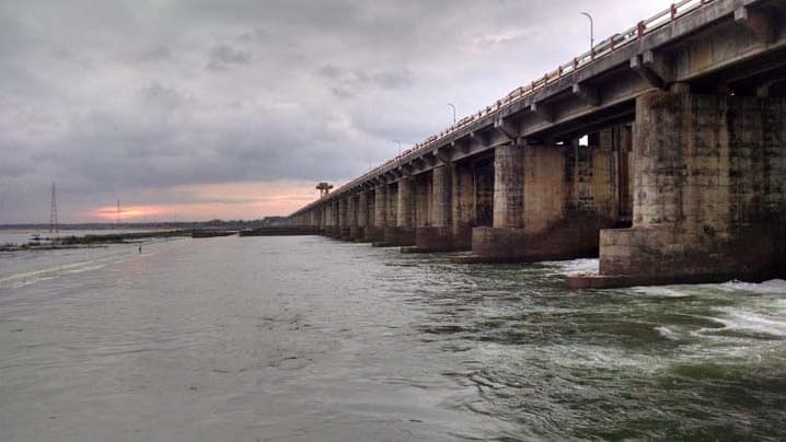 ధవళేశ్వరం బ్యారేజ్‌కు 46 ఏళ్ల తర్వాత ఆధునికీకరణ