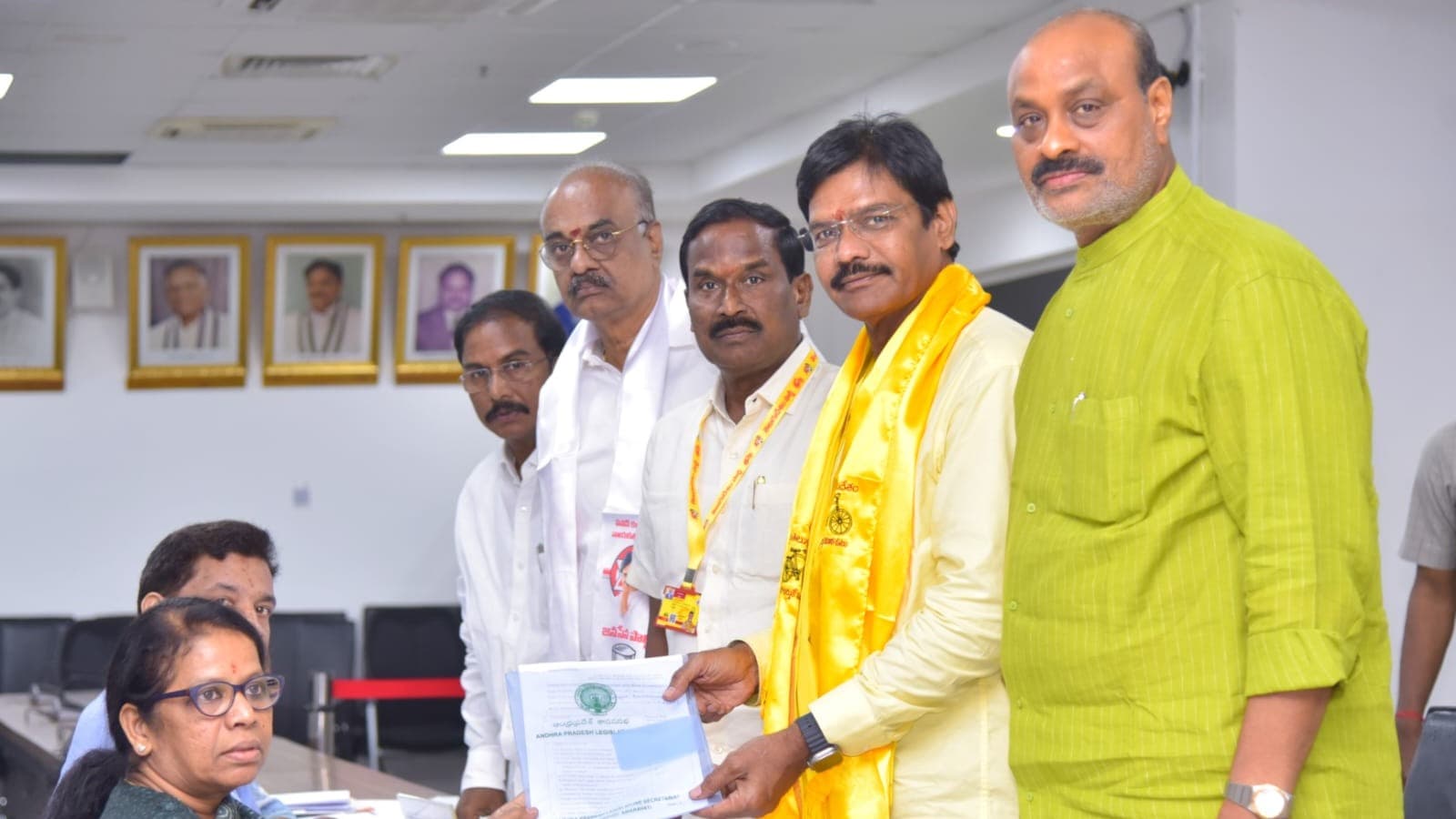 ఏపీ అసెంబ్లీ ప్రాంగణంలో భాష్యం రామకృష్ణ నామినేషన్