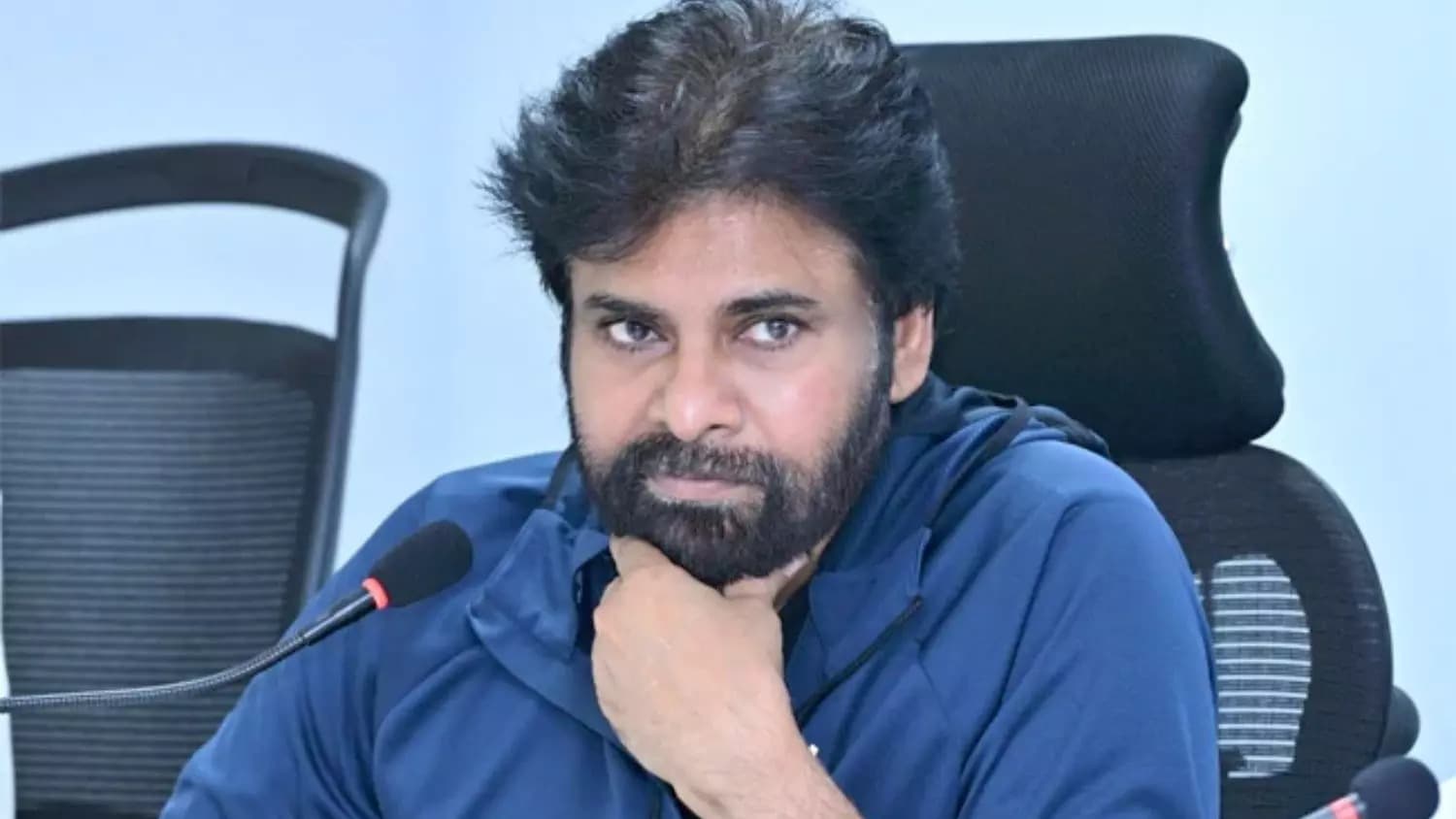 గోదావరి కాలుష్యంపై పవన్ కల్యాణ్ ఆగ్రహం