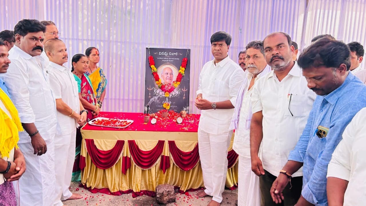 రామోజీరావుకు ఎమ్మెల్యే జయనాగేశ్వర్ నివాళులు