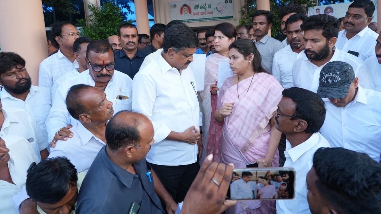 ప్రజా సమస్యల పరిష్కారమే లక్ష్యం: అఖిలప్రియ