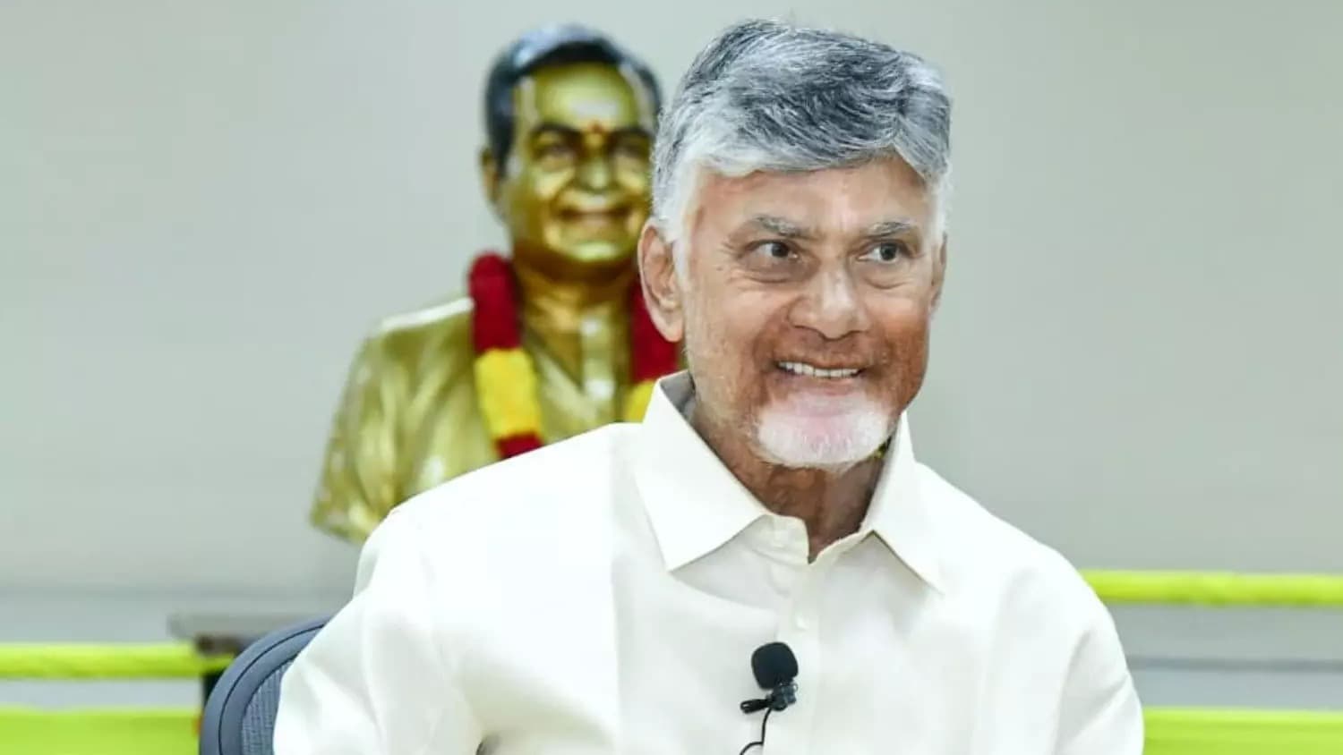 జీఎస్‌డీపీ లక్ష్యాలపై సీఎం చంద్రబాబు సమీక్ష