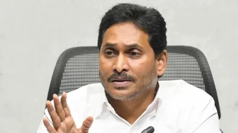 రేపు మీడియా ముందుకు జగన్..