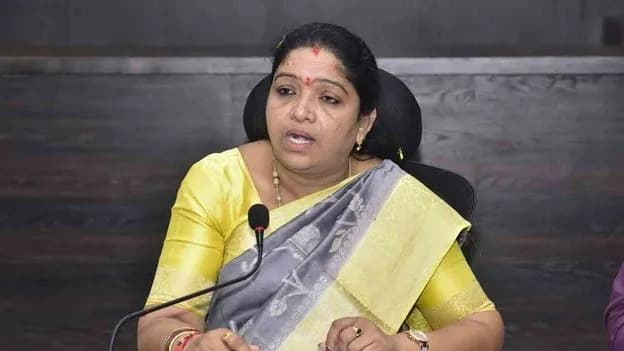 ఒడిశా అధికారులకు మంత్రి సంధ్యారాణి గట్టి హెచ్చరిక