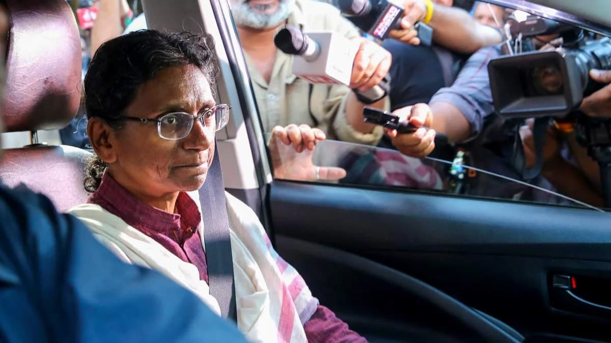 మీనాక్షి నటరాజన్‌కు సంబంధించిన కేసు నేడు విచారణ