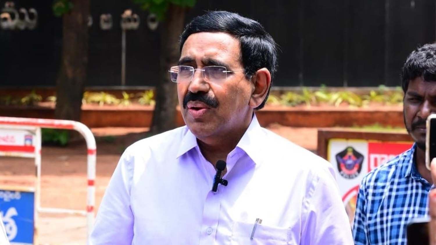 వైసీపీ అబద్ధాలు మానకపోతే 11 సీట్లు కూడా రావు: నారాయణ