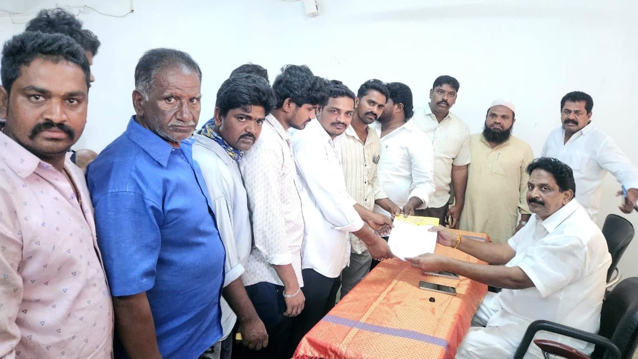 ముక్కా రూపానందరెడ్డి ప్రజా దర్బార్‌కు విశేష స్పందన