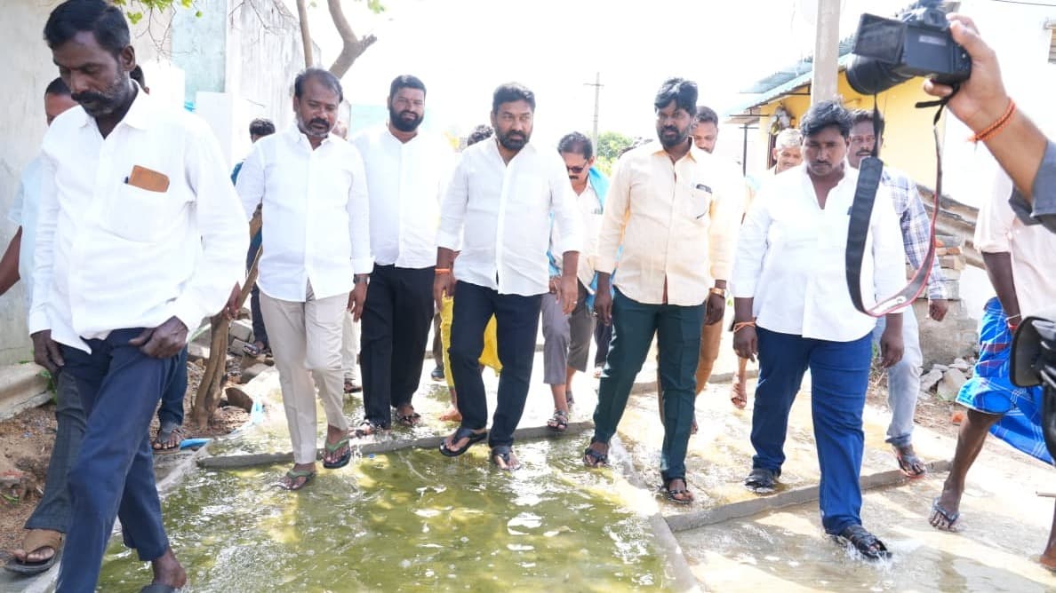 60 రోజుల్లో 168 అభివృద్ధి పనులు పూర్తి చేస్తాం: గిరిధర్ రెడ్డి