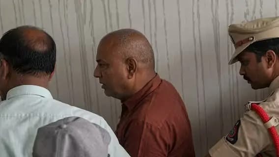బొల్లా బ్రహ్మనాయుడుకు మూడు రోజుల పోలీసు కస్టడీ