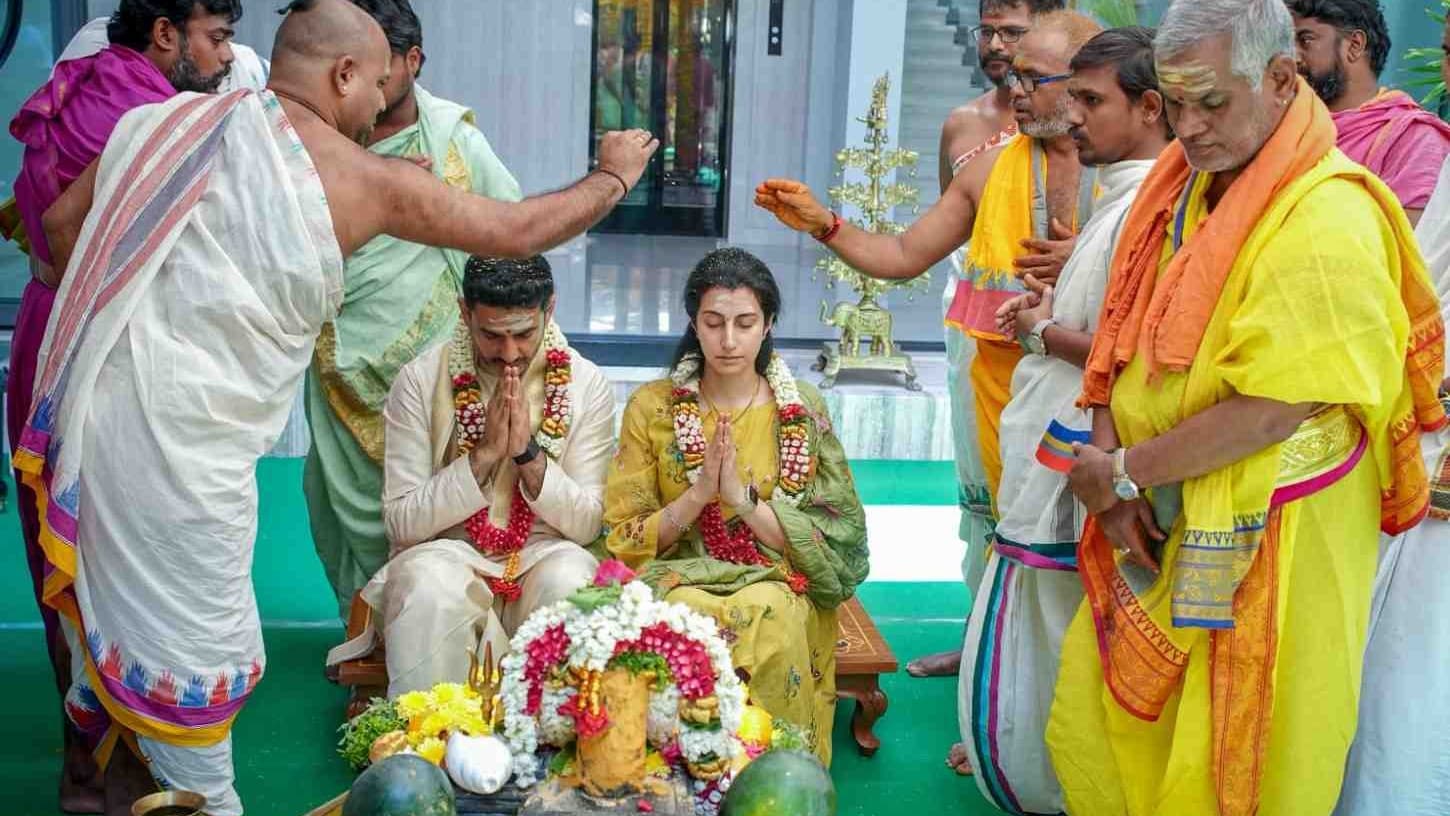 రాష్ట్ర శ్రేయస్సు కోసం రుద్రాభిషేకం చేసిన లోకేష్ దంపతులు