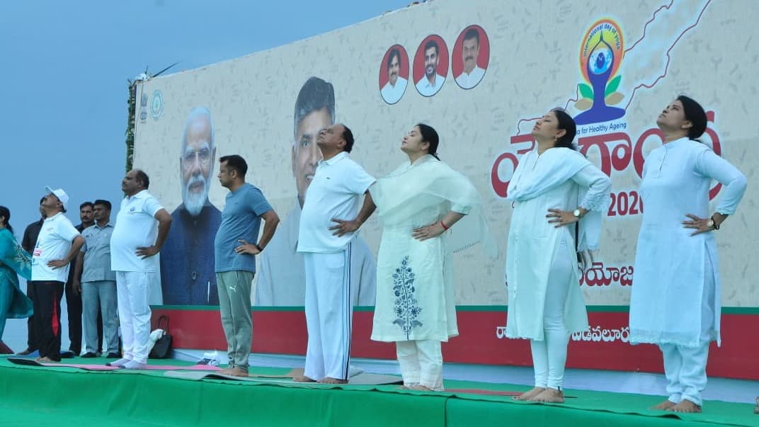 యోగాతో మానసిక దృఢత్వం పెరుగుతుంది: ప్రశాంతిరెడ్డి