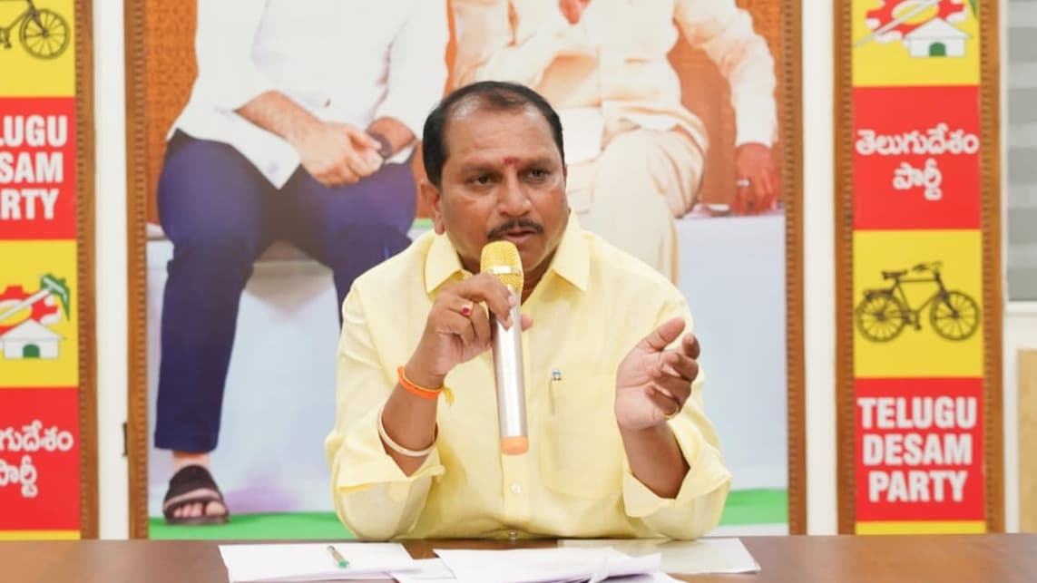 ఉనికి కోసమే వైసీపీ నిరసనలు: ఎమ్మెల్యే దగ్గుపాటి
