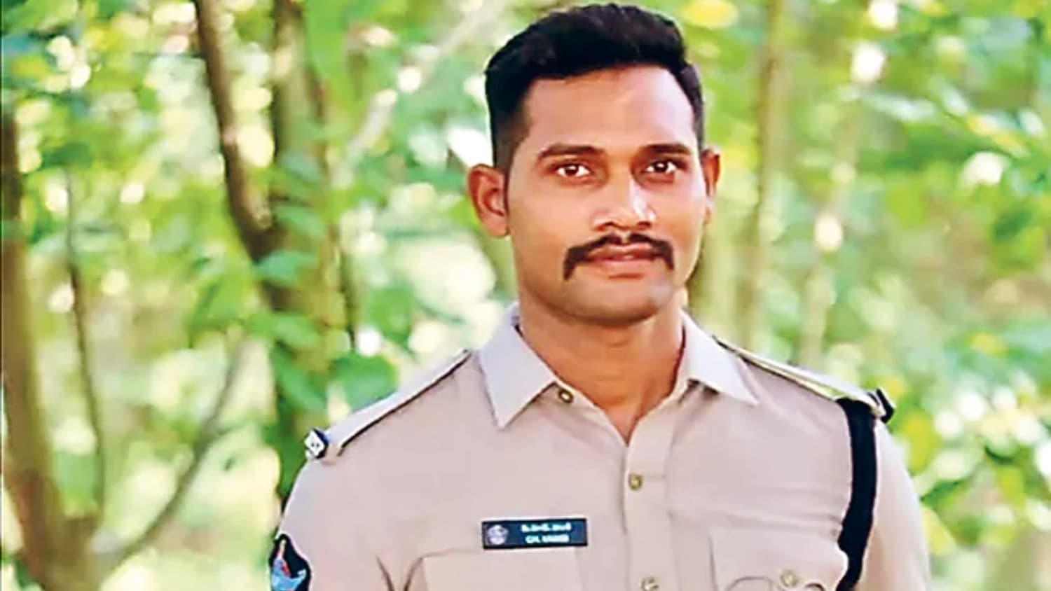 గోదావరిలో ఏపీఎస్పీ కానిస్టేబుల్ వంశీ మృతదేహం లభ్యం