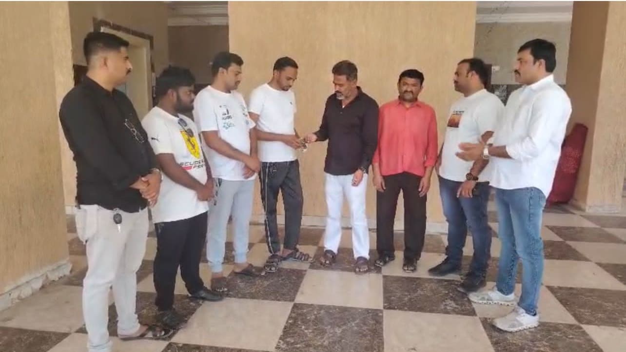 భువనేశ్వరి జన్మదినాన కువైట్‌లో టీడీపీ కార్యకర్తకు సాయం
