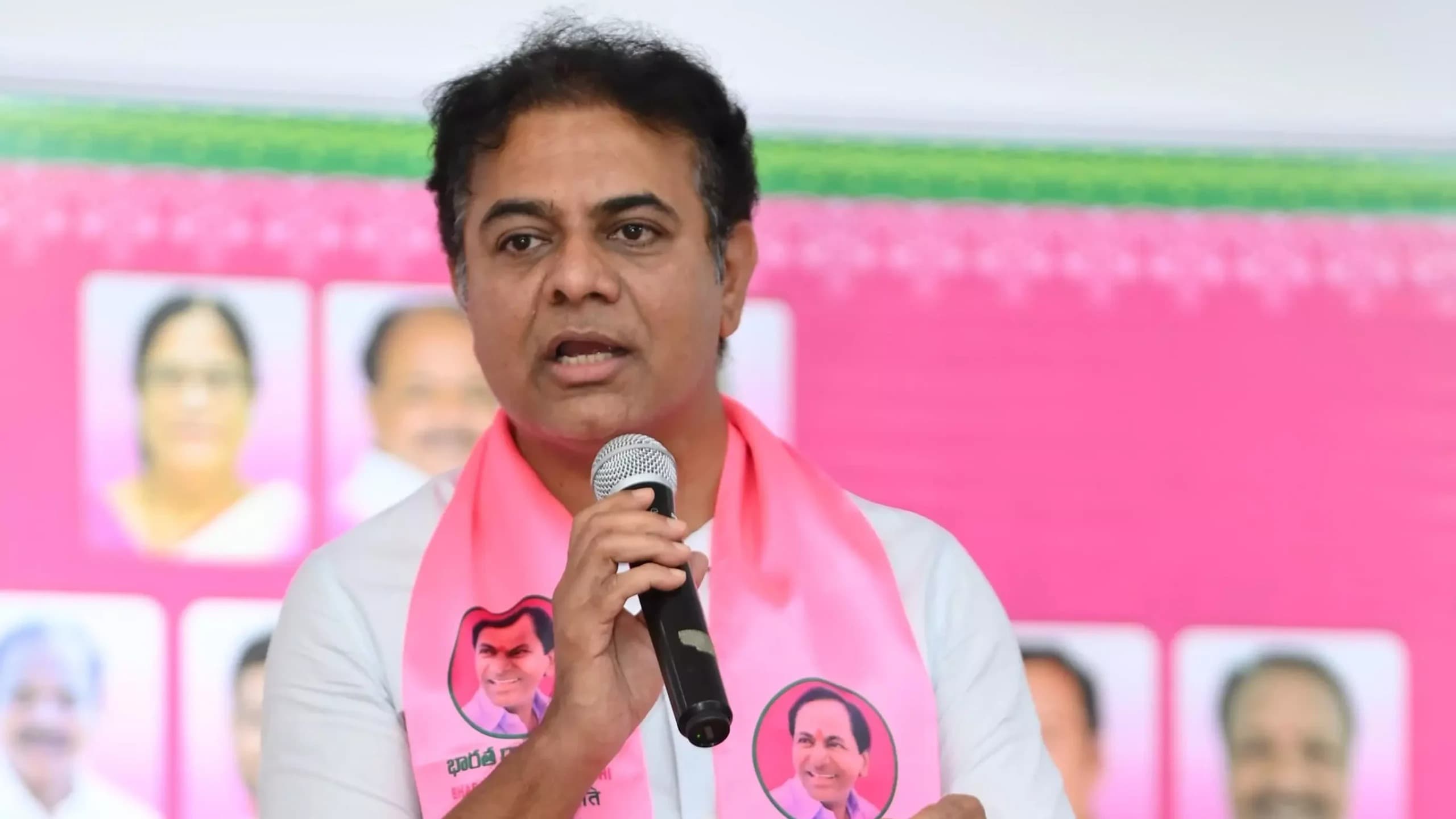 రేవంత్ పాలన అట్టర్ ఫ్లాప్.. కేసులు, బూతులే ఆయుధాలు: కేటీఆర్